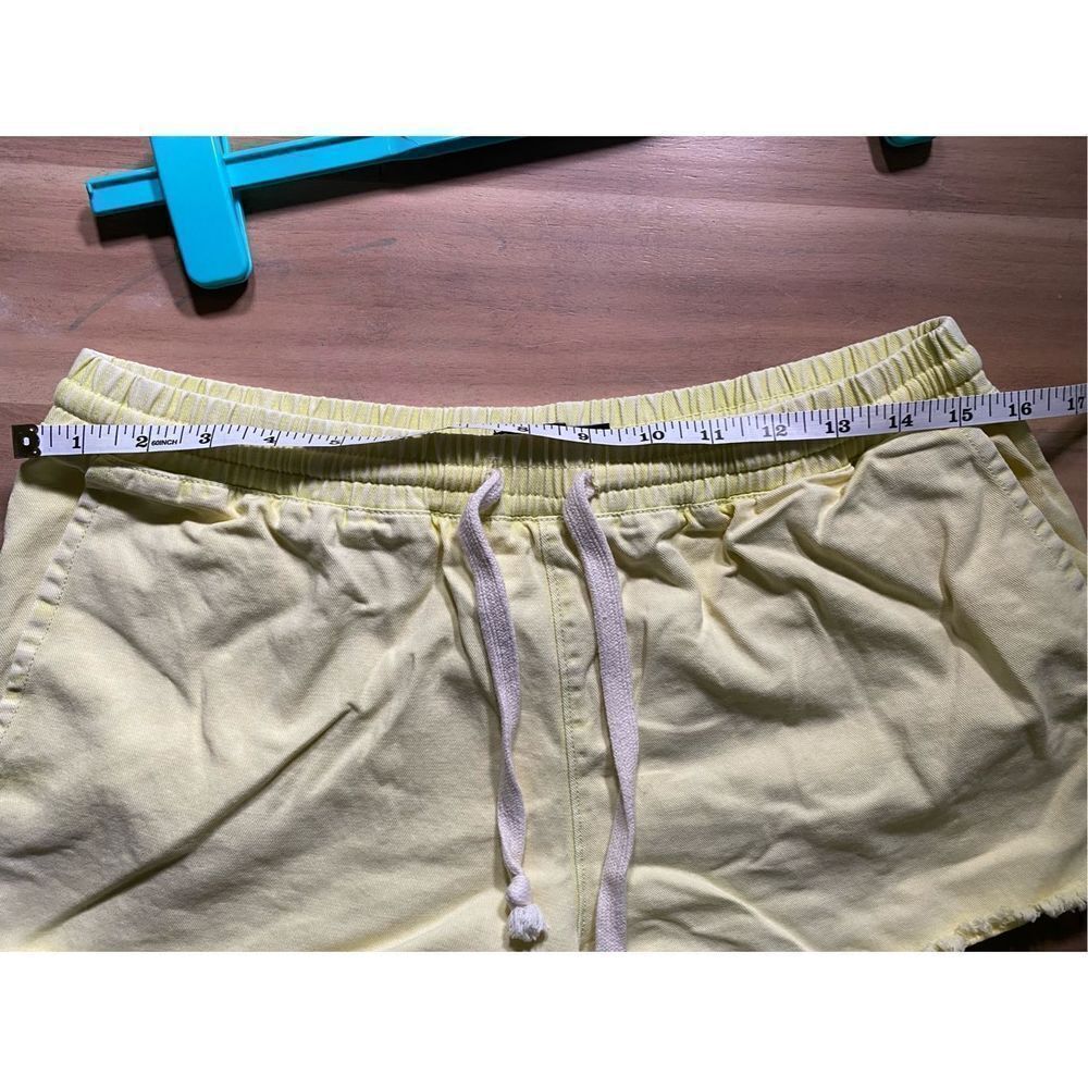 Volcom Strutin Stone Shorts - Picture 4 of 5